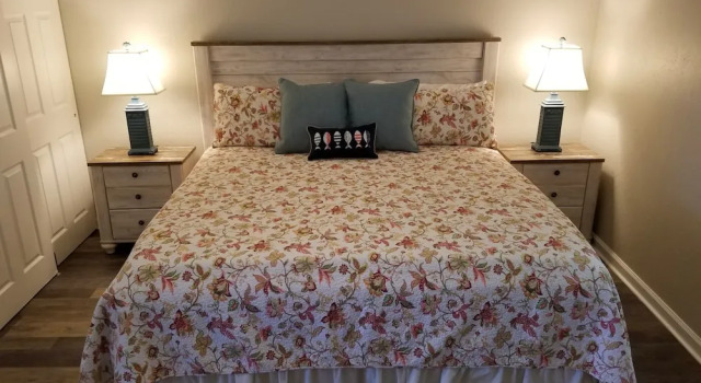 Коттедж Deluxe Tradewinds Beach Resort