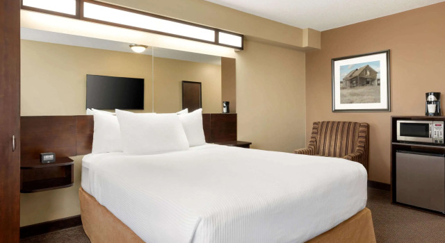 Microtel Inn & Suites by Wyndham Weyburn