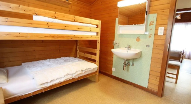 Spacious Chalet near Forest, Prenota Chalet Hotel a Canton Vallese con parcheggio, Parcheggio