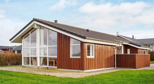 Delux Holiday Home in Lemvig With Whirlpool