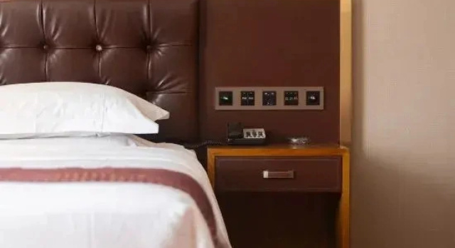 Люкс Tanghui Business Hotel