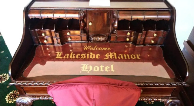 Двухместный номер Standard с видом на озеро Lakeside Manor Hotel