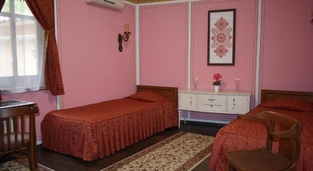 Двухместный номер Standard с видом на сад Family Hotel at Renaissance Square