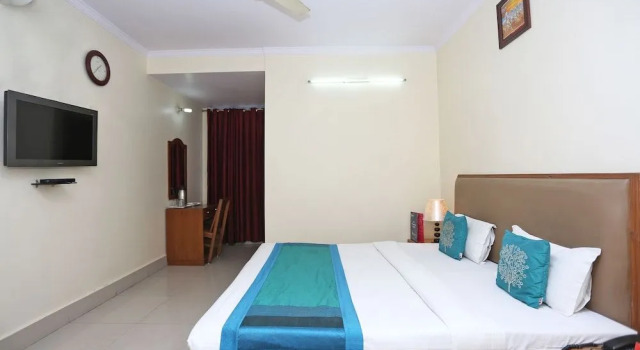 OYO Flagship 29035 Hotel Harisons Continental, Rezervovat Hotel Hotely v Bangalore s parkováním, Parkování