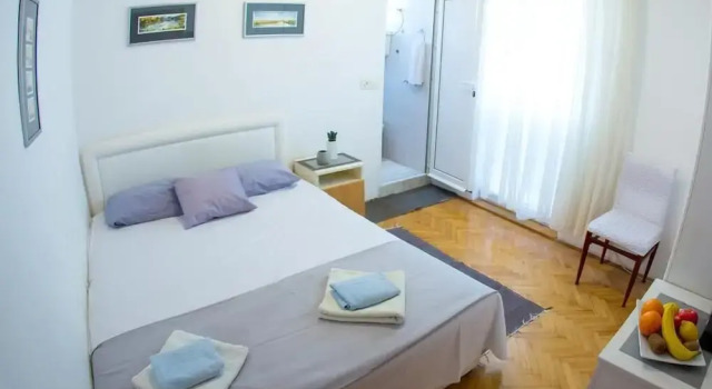 Guest House Jasna, Забронировать Гостевой дом Гостевые дома Будванская ривьеры, рядом с Торговый центр TQ Plaza, Гостевой дом