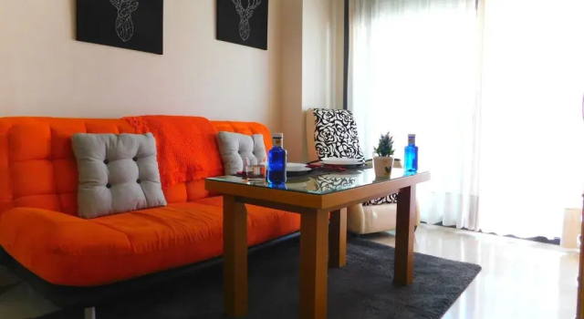 1-room Apartment On 2nd Floor - Inh 24447, Забронировать Апартаменты/квартира Апартаменты Фуэнхирола, рядом с Salon Varietes Theatre, Апартаменты/квартира