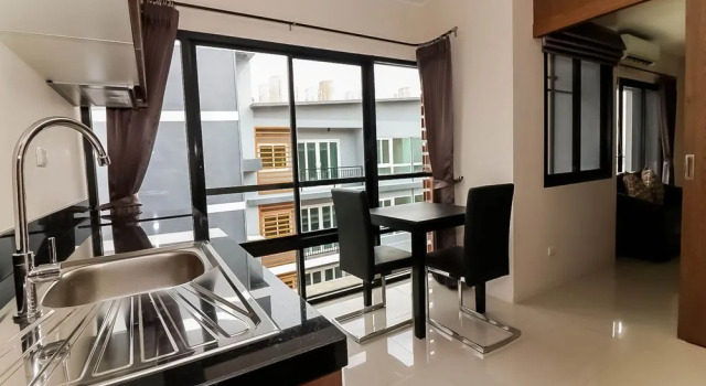 曼谷购物区631号奈达酒店(Nida Rooms Prawet 631 Shopping District), Забронировать Отель Отели Бангкока с бассейном, Бассейн