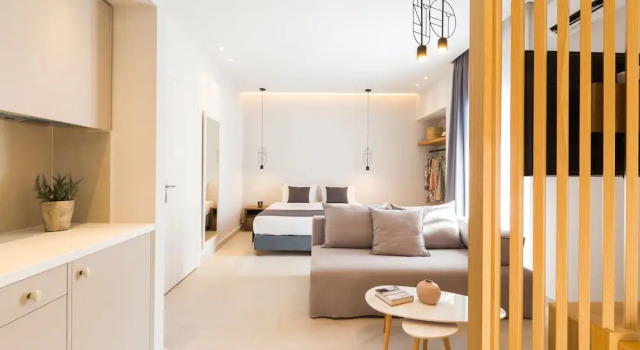 Полулюкс с балконом Calmare suites