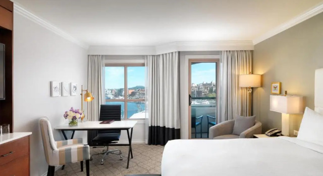 Двухместный номер Standard с видом на гавань Hotel Grand Pacific