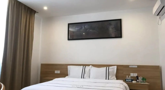 Bai Chuan Hotel