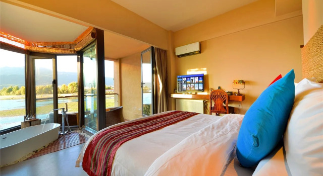 House & White Lakeside Lodge, Prenota Hotel Hotel a Lijiang con parcheggio, Parcheggio