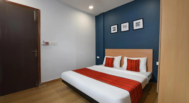Hotel Royal Saffron By Majesta Stays