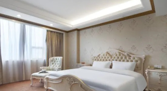 Люкс Superior Huangzu International Hotel