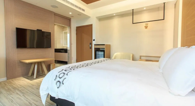 Двухместный номер Deluxe с балконом Urban Oasis Inn