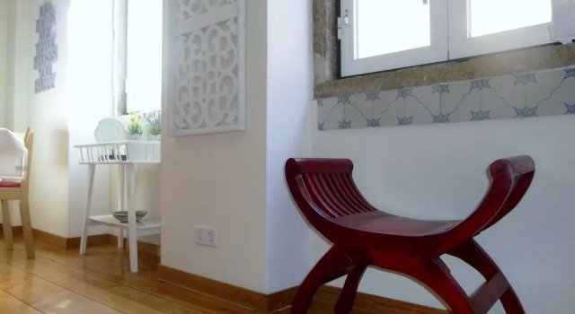 Charm & great location - Duplex, Забронировать Отель Отели Лиссабона с парковкой, рядом с Порт Лиссабона, Парковка