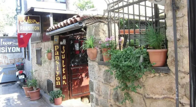 Sultan Pension, Забронировать Гостевой дом Калеичи 