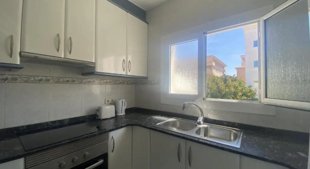 Апартаменты R132 Apartment with air conditioner 50m from the beach