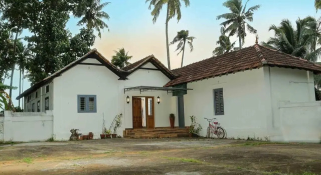 The Paro Homestay Ashtamudi, Забронировать Отель Отели Коллам с парковкой, Парковка