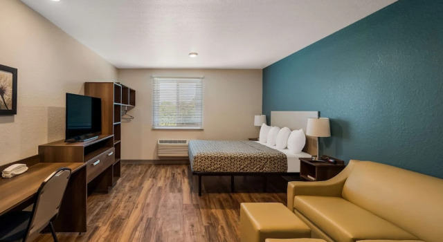 Номер Standard WoodSpring Suites West Palm Beach