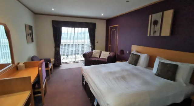 Двухместный номер Deluxe с балконом и с видом на реку Passage House Hotel