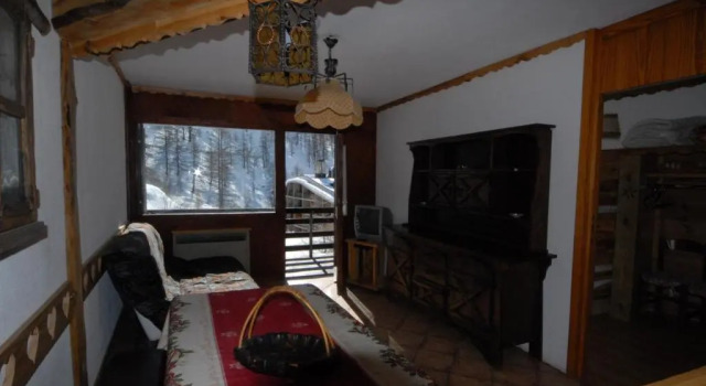 Апартаменты Cromotherapy Apartment