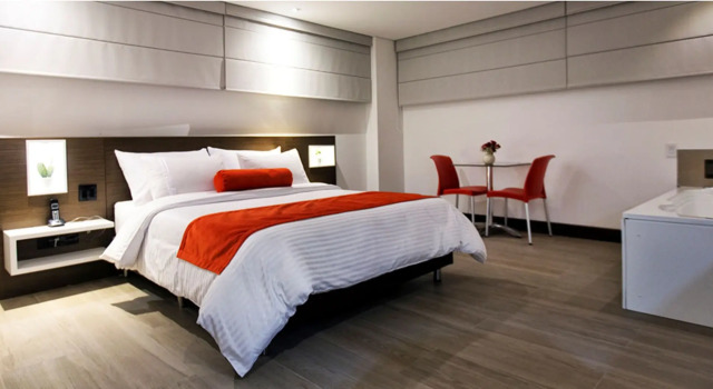 Loyds Hotel