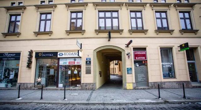 Wawel Cracow Old City Apartments - Friendhouse Apartments, Забронировать Апартаменты/квартира Апартаменты Кракова, рядом с Church of the Holy Apostles Peter and Paul, Апартаменты/квартира