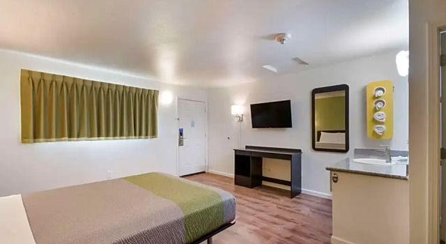 Номер Deluxe Motel 6-Burlington, WA
