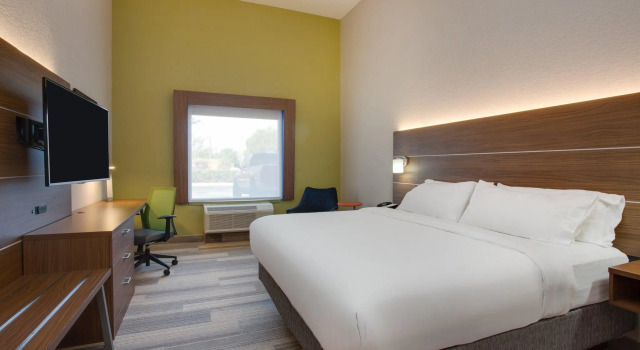 Двухместный номер Standard Holiday Inn Express Hotel & Suites Tampa-Fairgrounds-Casino by IHG