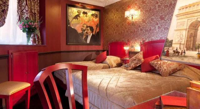 Трёхместный номер Privilege Hotel & Spa Saint-Jacques