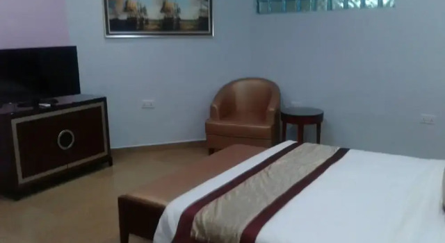 Conference Hotel and Suites, Rezerwuj Hotel Hotele w Epe ze śniadaniem, Śniadanie
