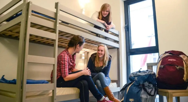 Кровать в общем номере (женский номер) De Ploate Hostel