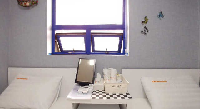 Road Myeongdong Guesthouse