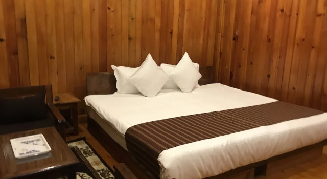 Hotel Kuenphen Norbuding, Rezerwuj Hotel Hotele 3-gwiazdkowe w Punakha, 3*