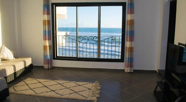 Апартаменты с 2 комнатами Bouad Seafront Apartments & Rooms