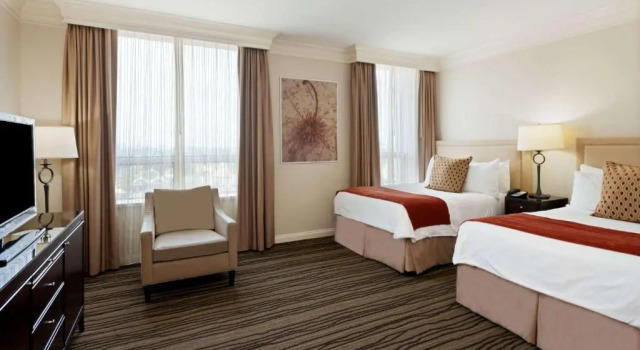 Четырёхместный номер Standard Grand Galvez Resort, Autograph Collection
