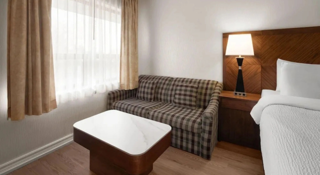 Двухместный номер Deluxe Ramada by Wyndham Arnprior