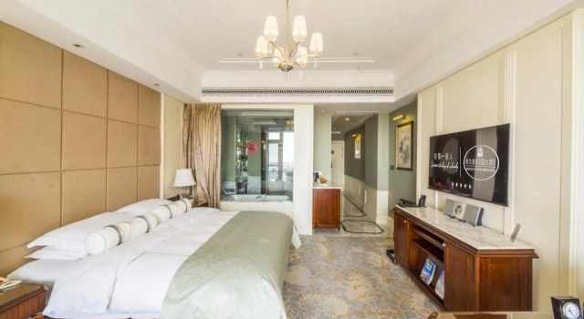 Двухместный номер Business с видом на море Qingdao Seaview Garden Hotel
