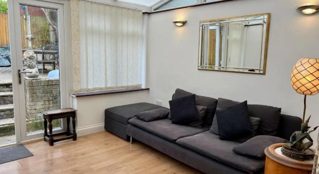 Edencourt Apartment