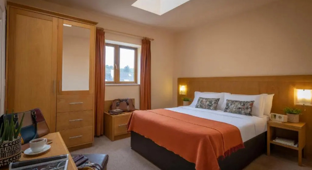 Апартаменты с 3 комнатами Clifden Station House Hotel