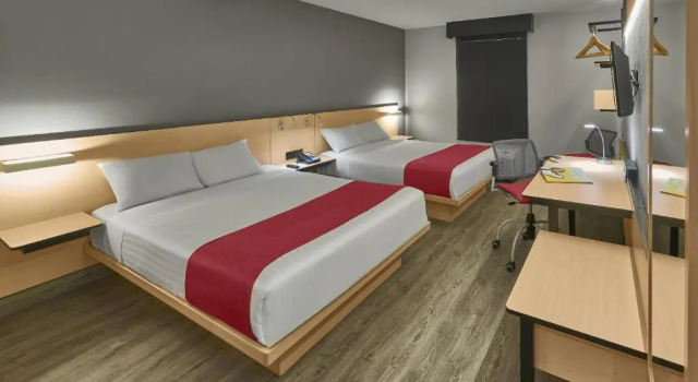 Четырёхместный номер Standard City Express by Marriott Irapuato