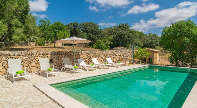 Can Gallot De Punxuat, Book Hotel Algaida Majorca