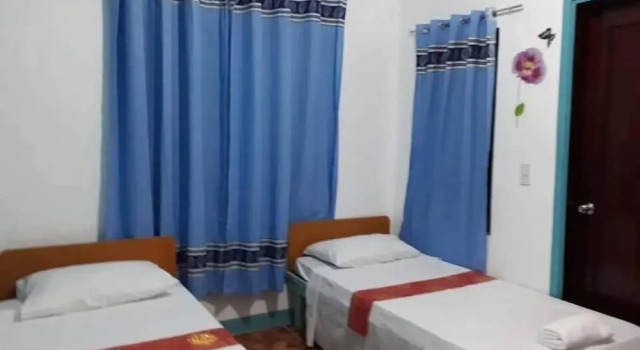 Camera Economy R&E Bed & Breakfast