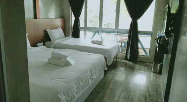Трёхместный номер Superior Rick Resort Teluk Intan