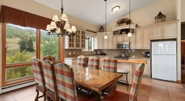 Snowmass Ski-in, Ski-out 3 Bedroom Condo
