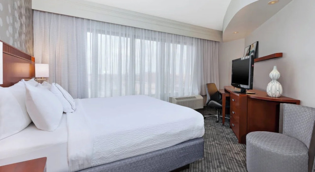 Люкс Courtyard by Marriott Oklahoma City Downtown