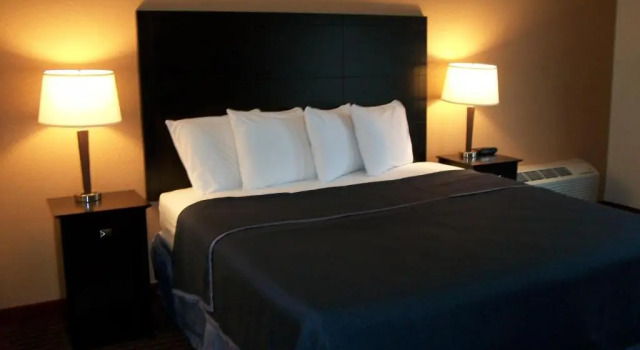 Номер Standard Americas Best Value Inn Romulus/Detroit Airport