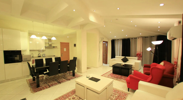Reliance Hotel Apartment, Prenota Appartamento Appartamenti a Bole, Appartamento
