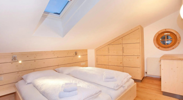 Apartment in Wald im Pinzgau With Swimming Pool and Views, Rezerwuj Apartament Hotele w Salzburg z parkingiem, Parking