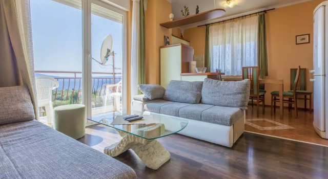 Apartments Norbert, Забронировать Апартаменты/квартира Отели Приморско-Горанской жупания с парковкой, Парковка